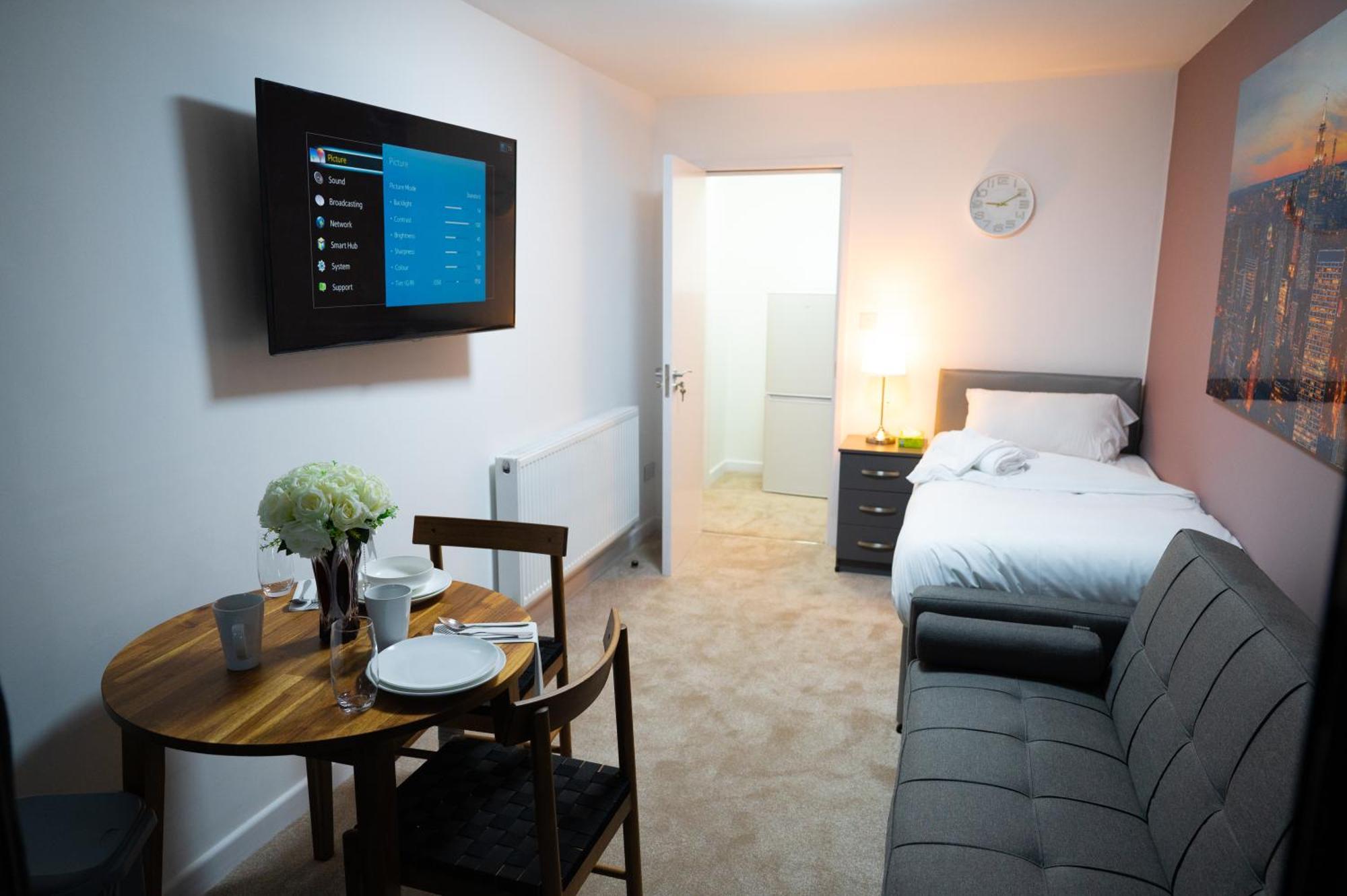 Digbeth Aparthotel Birmingham Bagian luar foto